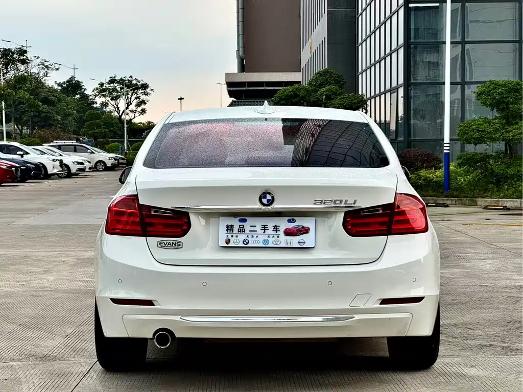 BMW 3 Series 2014 — фото 8