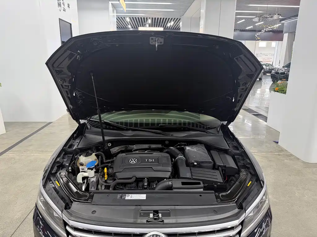 Volkswagen Passat 2019 — фото 8