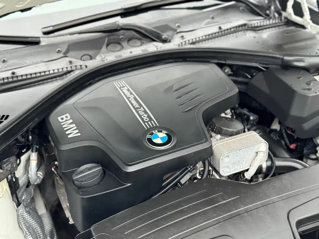 BMW 3 Series 2015 — фото 21