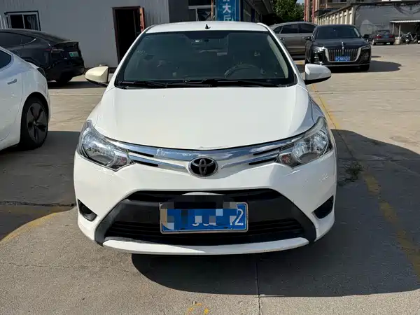Toyota Vios 2015