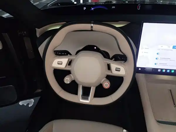 Xiaomi YU7 2025