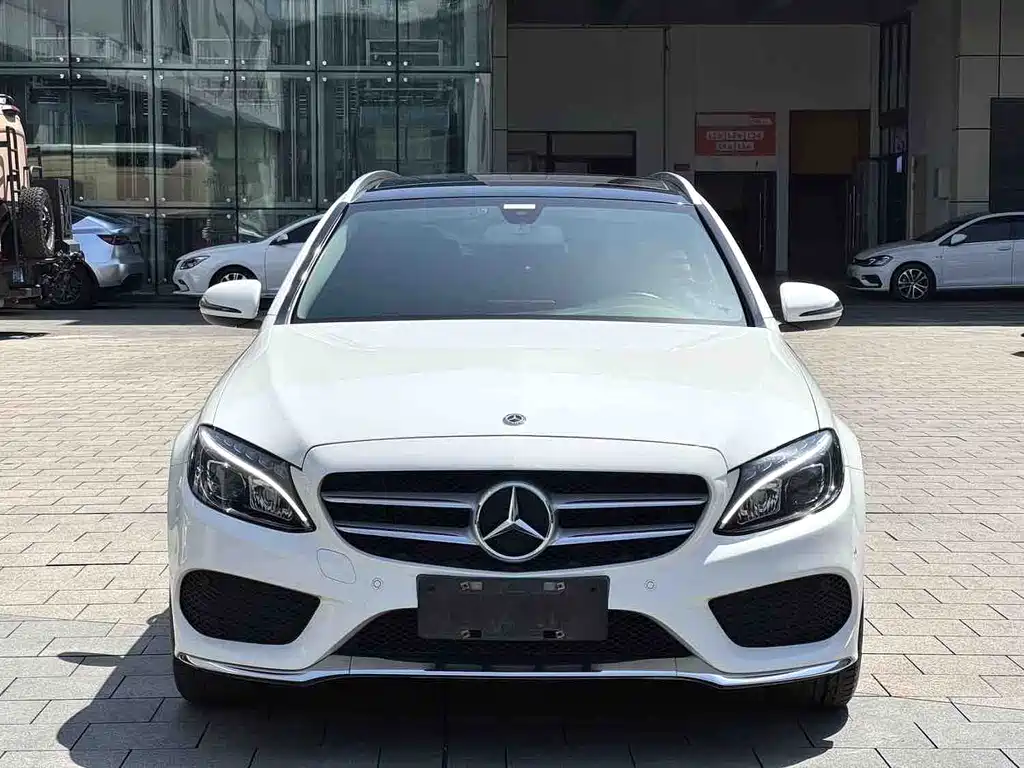 Mercedes-Benz C-Class 2018
