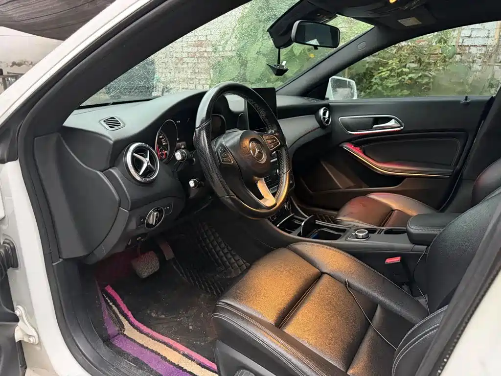 Mercedes-Benz CLA 2018