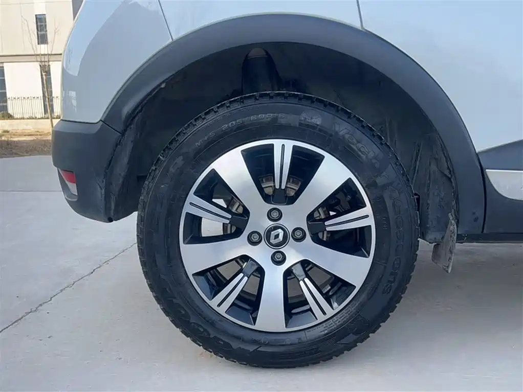 Renault Captur 2019 — фото 20