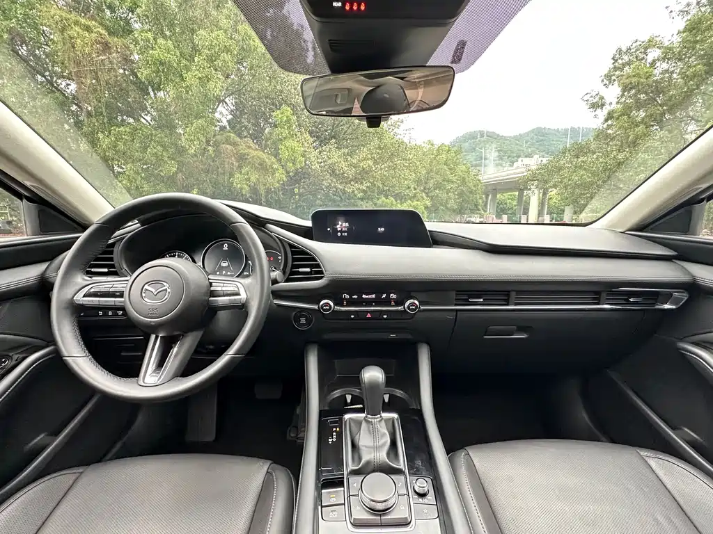 Mazda 3 Angkesela 2020