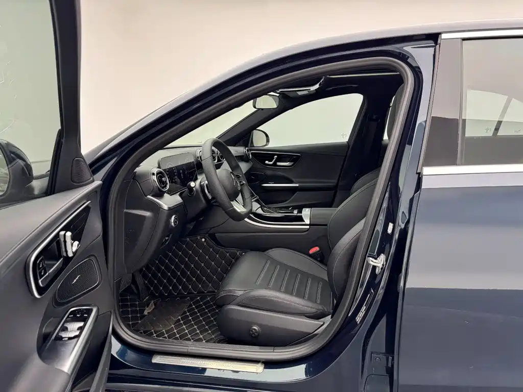 Mercedes-Benz C-Class 2022 — фото 19