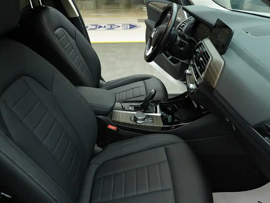 BMW X3 2020 — фото 13