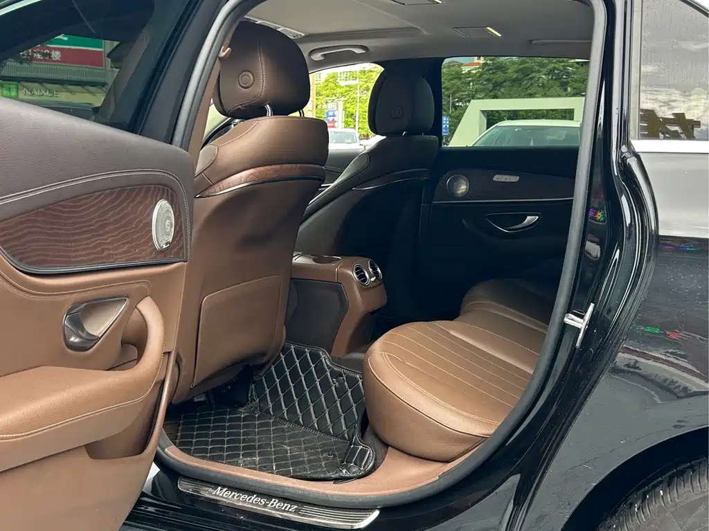 Mercedes-Benz E-Class 2020
