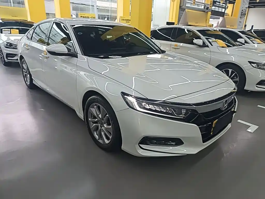 Honda Accord 2021 — фото 4