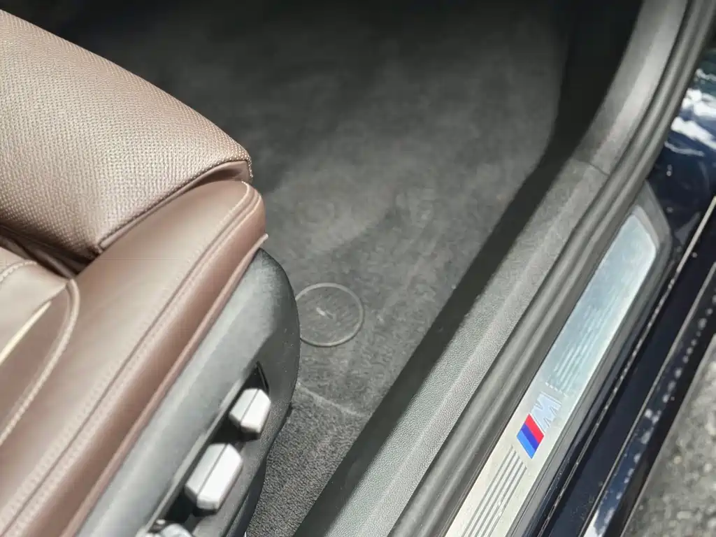 BMW 6 Series GT 2018 — фото 24
