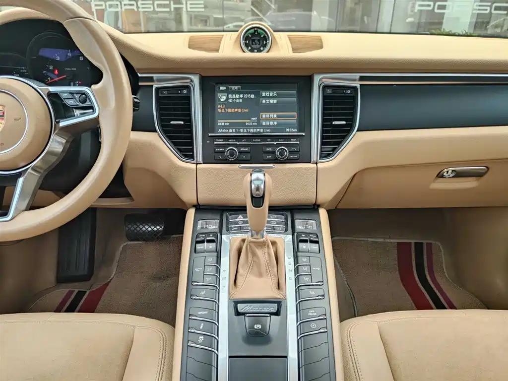 Porsche Macan 2014 — фото 8