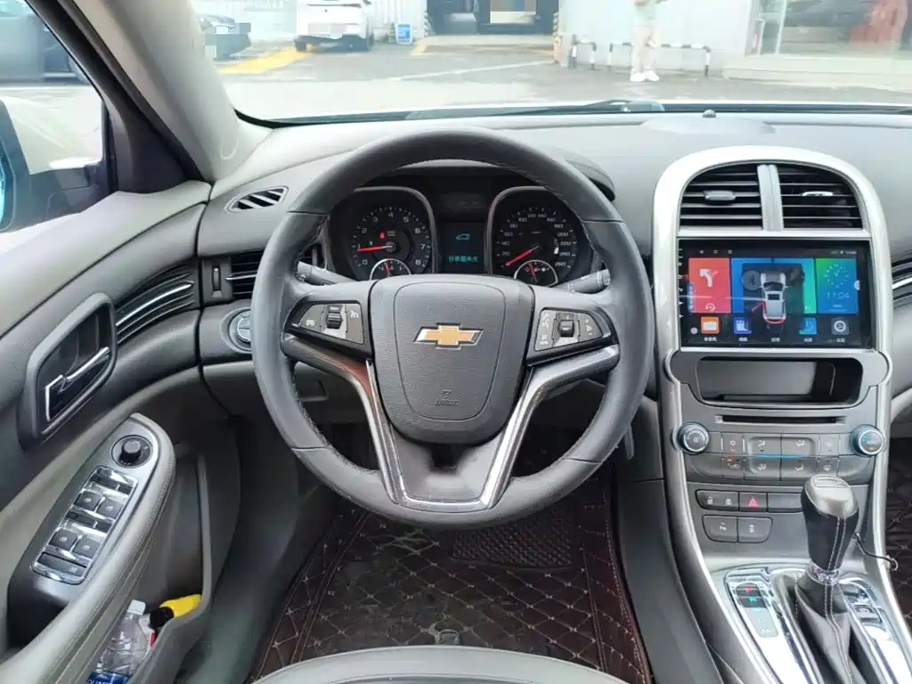 Chevrolet Malibu 2014 — фото 17