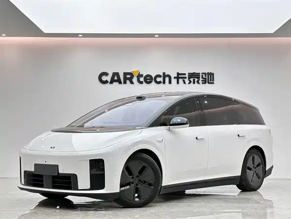 Li Auto i8 2025