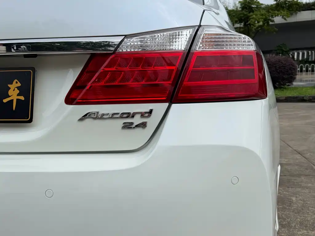 Honda Accord 2015 — фото 14