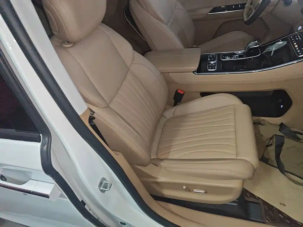 JAC Refine Refine RF8 PHEV 2025 — фото 25