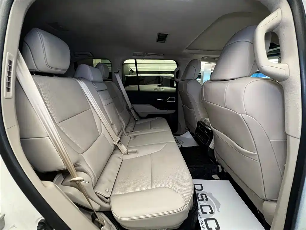 Toyota Land Cruiser 2023 — фото 15
