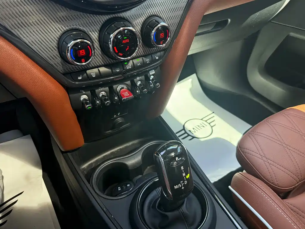 MINI Countryman 2021 — фото 16
