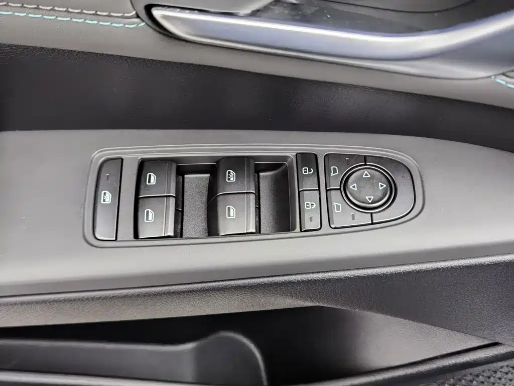BYD Qin PLUS 2025 — фото 9
