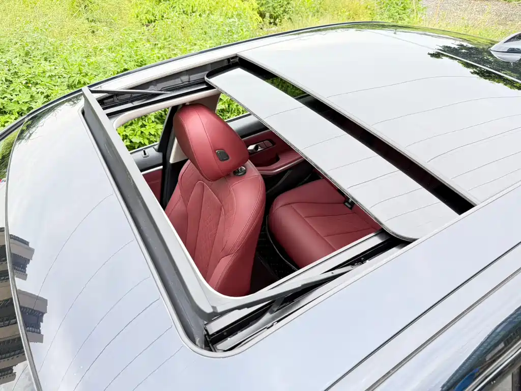 BMW 3 Series 2022 — фото 17