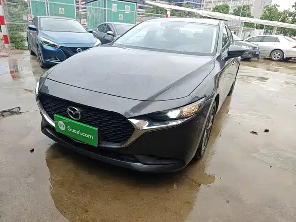 Mazda 3 Axela 2023