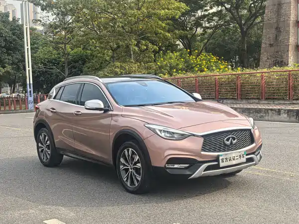Infiniti QX30 2017