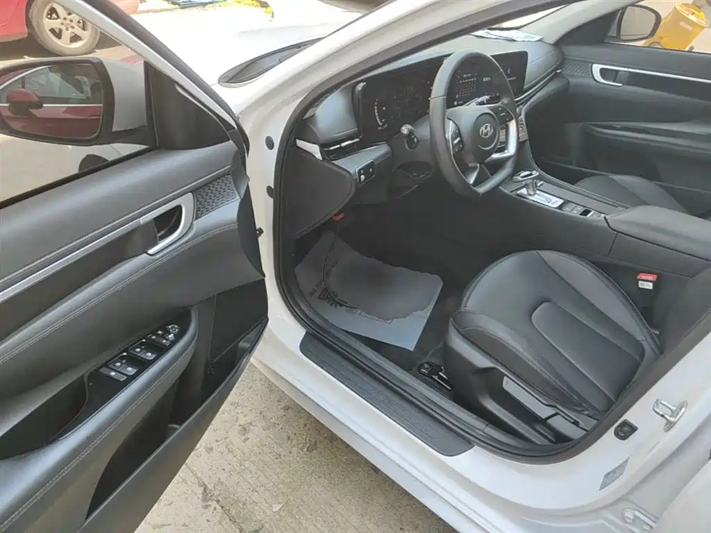 Hyundai Mistra 2021 — фото 16