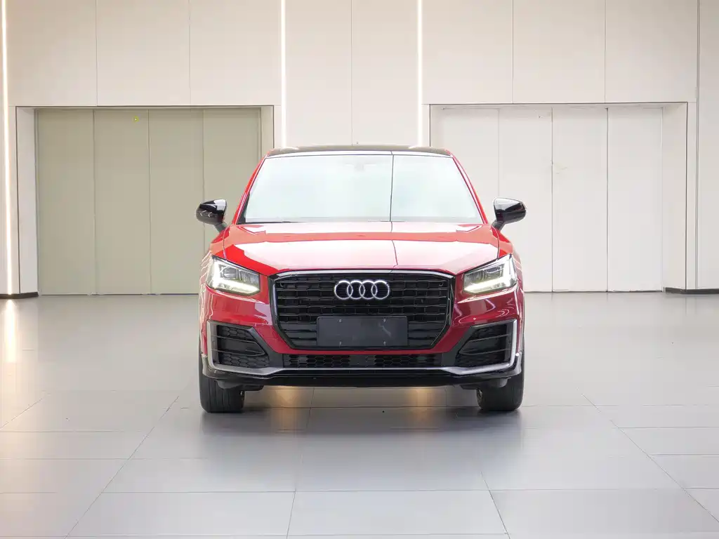Audi Q2L 2019 — фото 2