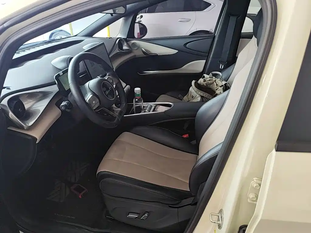 BYD Dolphin 2023 — фото 15