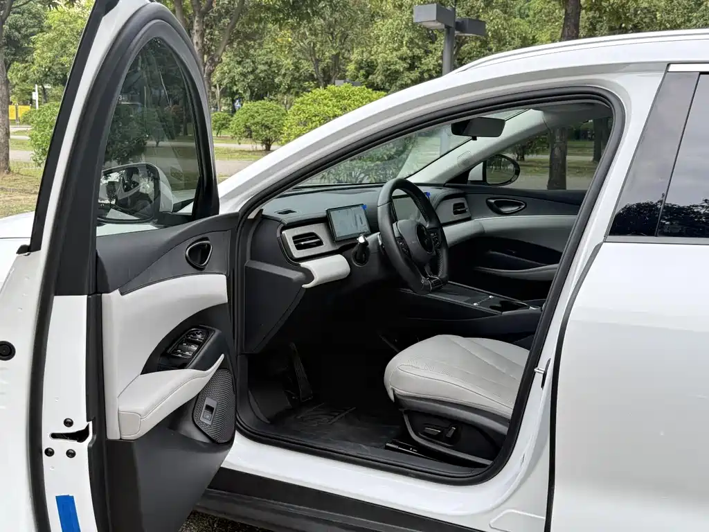BYD Seal 06 DM-i Wagon 2025 — фото 10