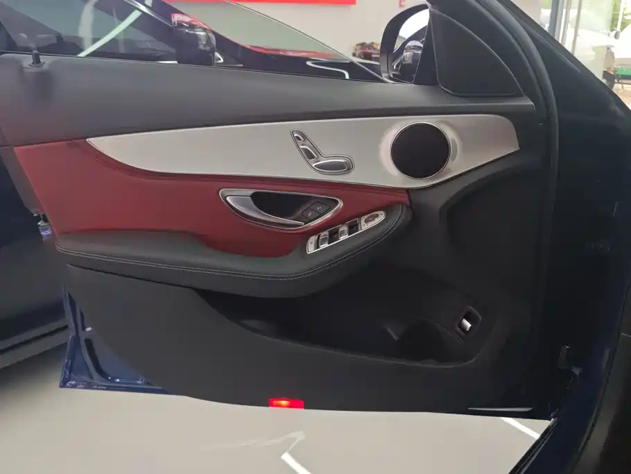 Mercedes-Benz C-Class 2017