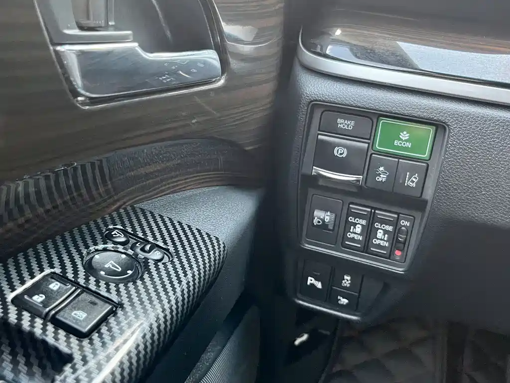 Honda Odyssey 2020 — фото 15