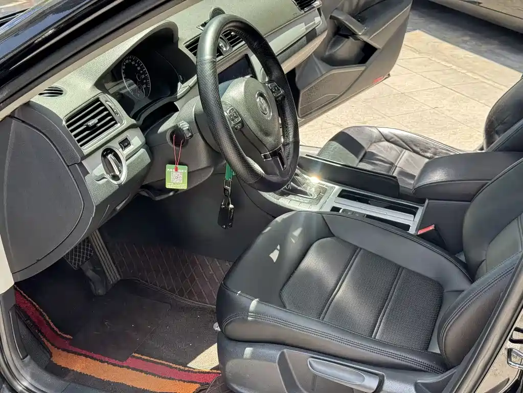 Volkswagen Passat 2012