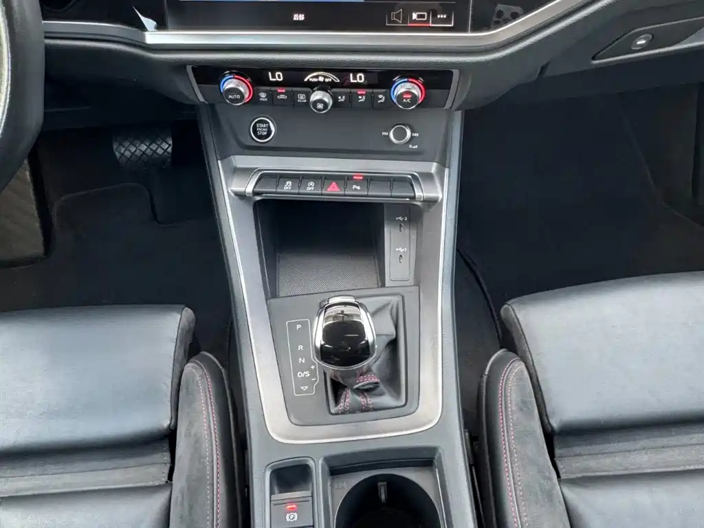 Audi Q3 Sportback 2023 — фото 19