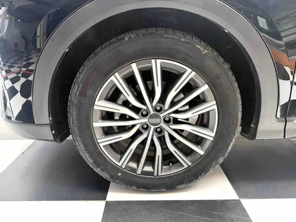 Jetour Jietu X70 PLUS 2023
