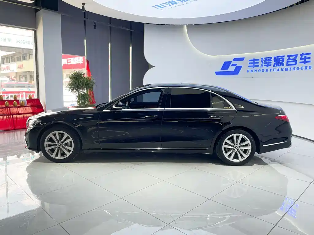 Mercedes-Benz S-Class 2023 — фото 3