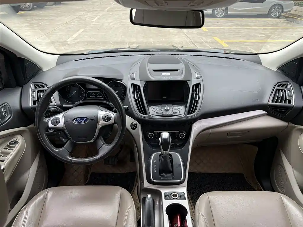 Ford Kuga 2015 — фото 6
