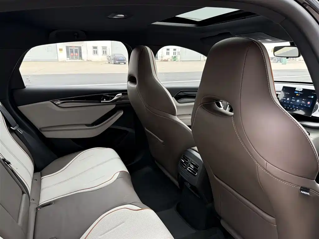 BYD Qin PLUS 2024 — фото 16
