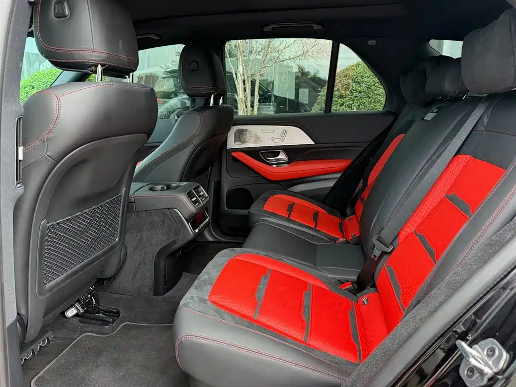 Mercedes-Benz GLE AMG 2026 — фото 11