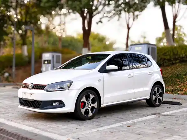 Volkswagen Polo 2015