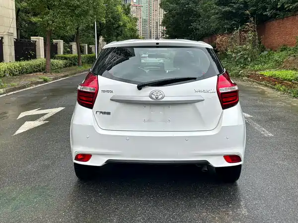 Toyota Yaris L 2019