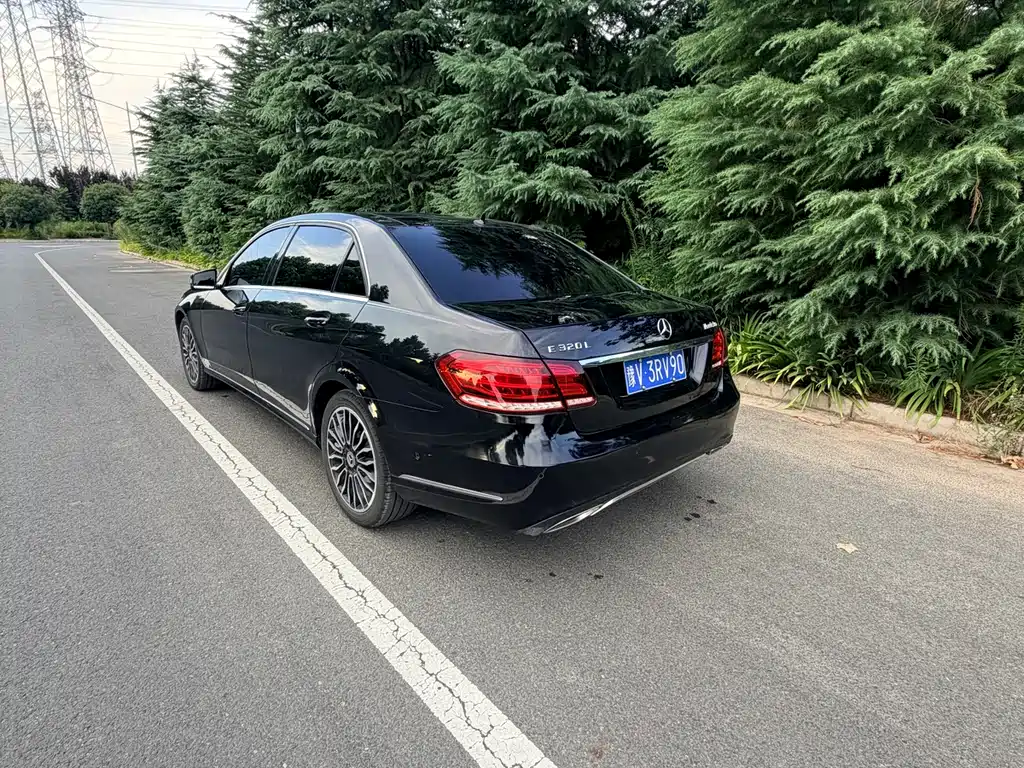 Mercedes-Benz E-Class 2014
