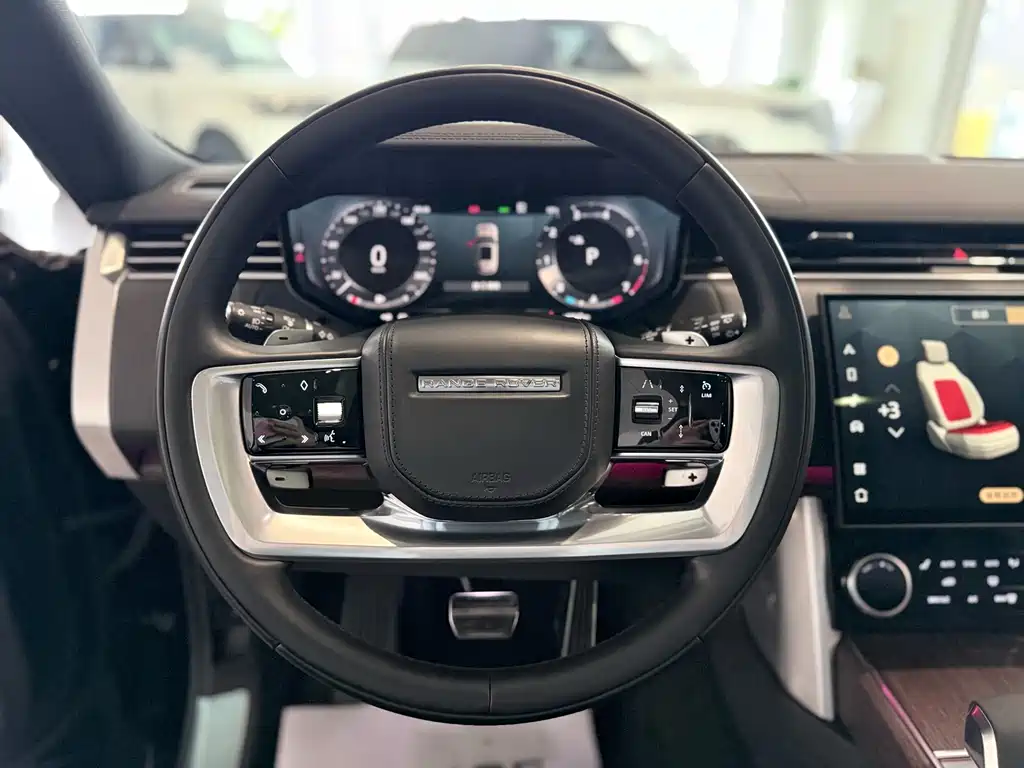 Land Rover Range Rover 2023 — фото 13