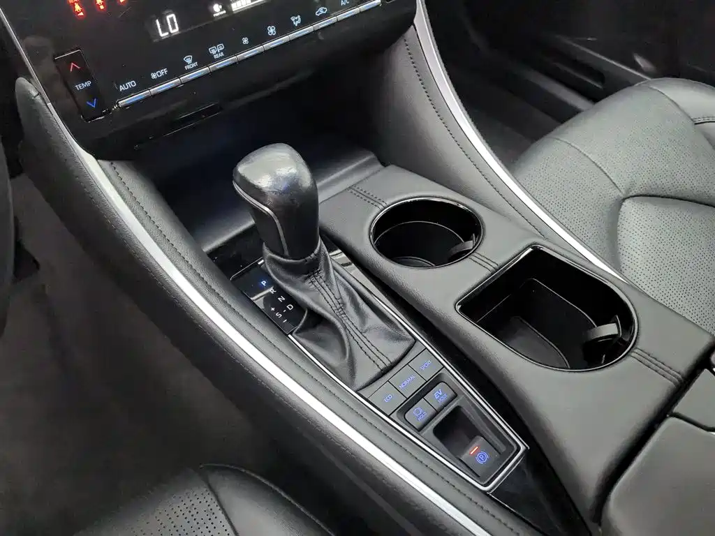 Toyota Avalon 2023 — фото 13