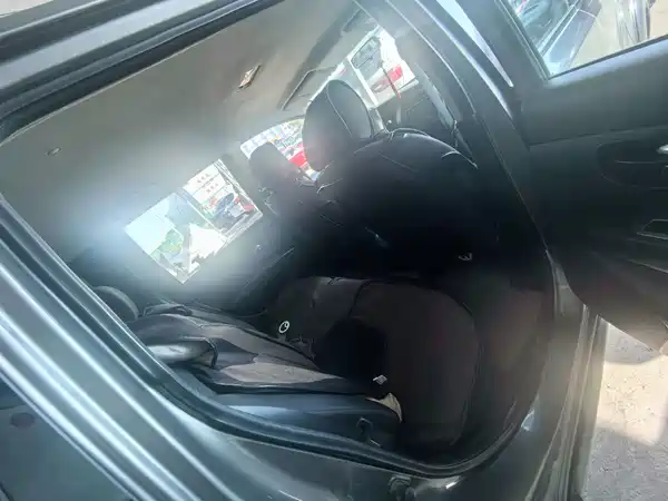 Nissan Livina 2010