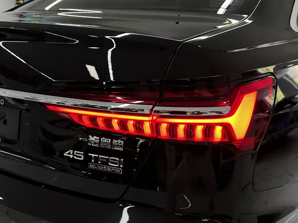 Audi A6L 2020 — фото 24