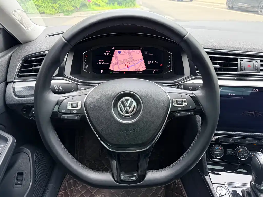 Volkswagen Lamando 2018 — фото 15