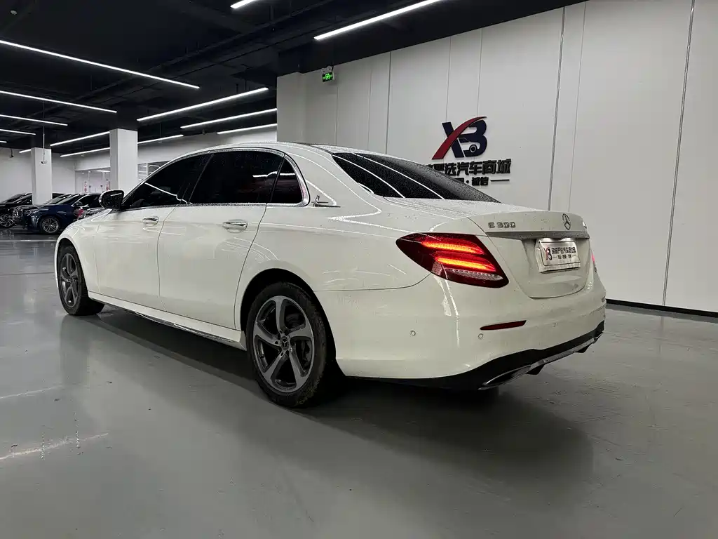 Mercedes-Benz E-Class 2019 — фото 4