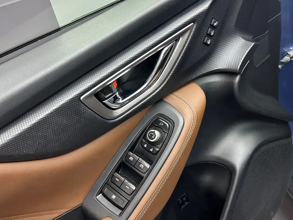 Subaru Forester 2019 — фото 8