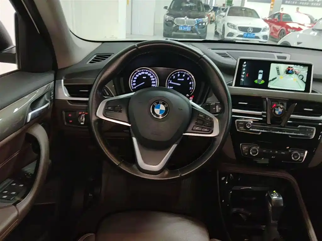 BMW X1 2019 — фото 11
