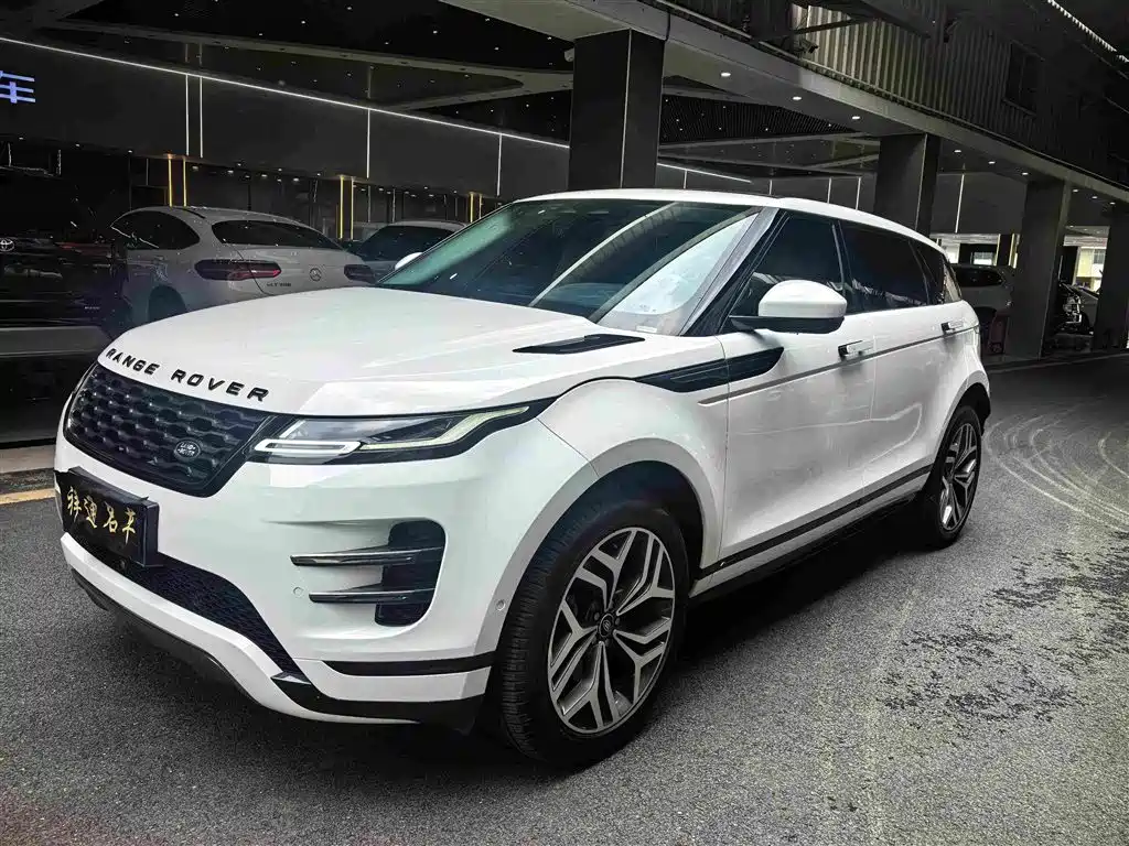 Land Rover Range Rover Evoque 2022 — фото 1